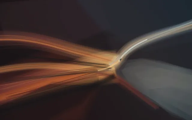 Polished bilateral light trails converge at a payoff node; the result is technology-brand motion wallpaper.